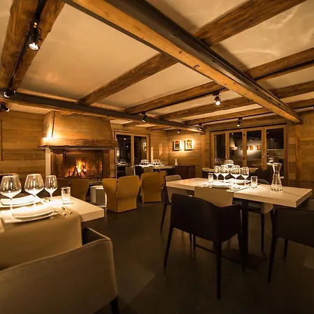 Les Mazots De La Source & ורקורין