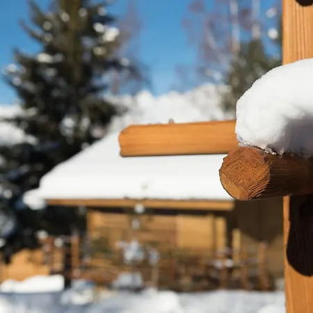 Les Mazots De La Source & מלון ורקורין