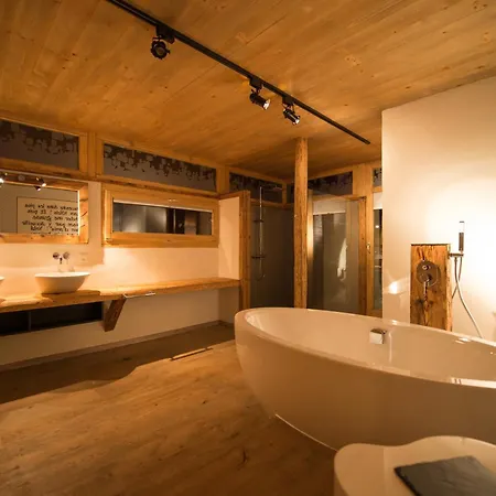 Les Mazots De La Source & Hotel 4*