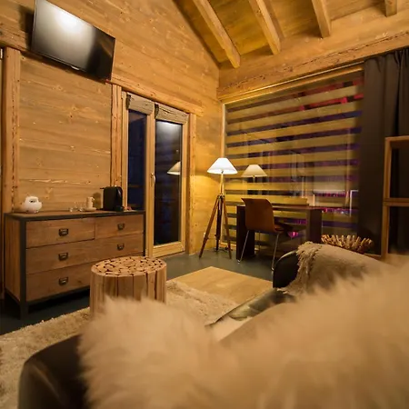 Les Mazots De La Source & Hotel Vercorin