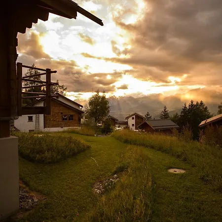 Les Mazots De La Source & Hotel