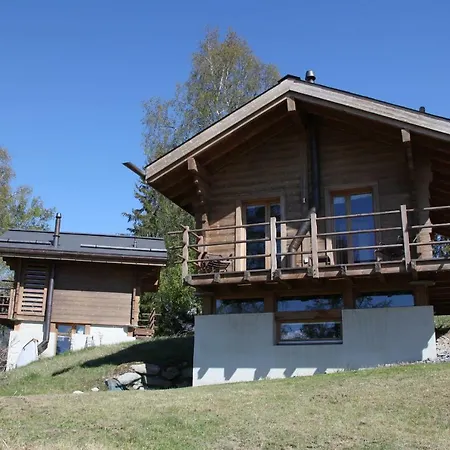 Les Mazots De La Source &