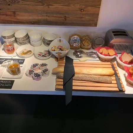 Hotel Les Mazots De La Source &