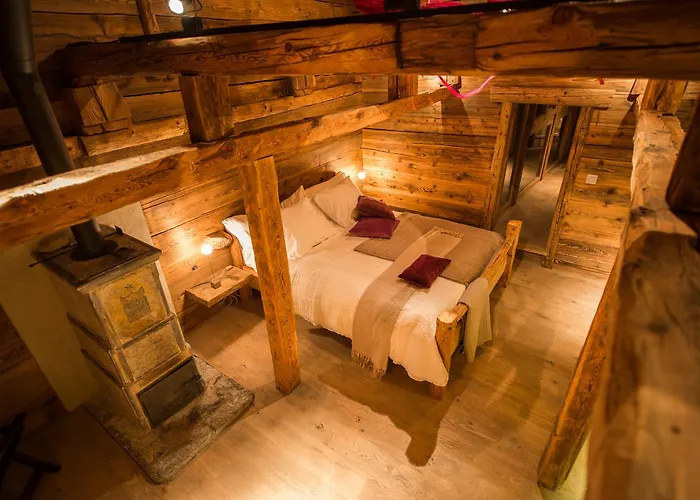 Hotel Les Mazots De La Source &