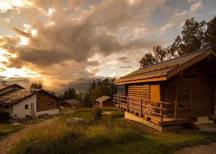 Les Mazots De La Source & 4*