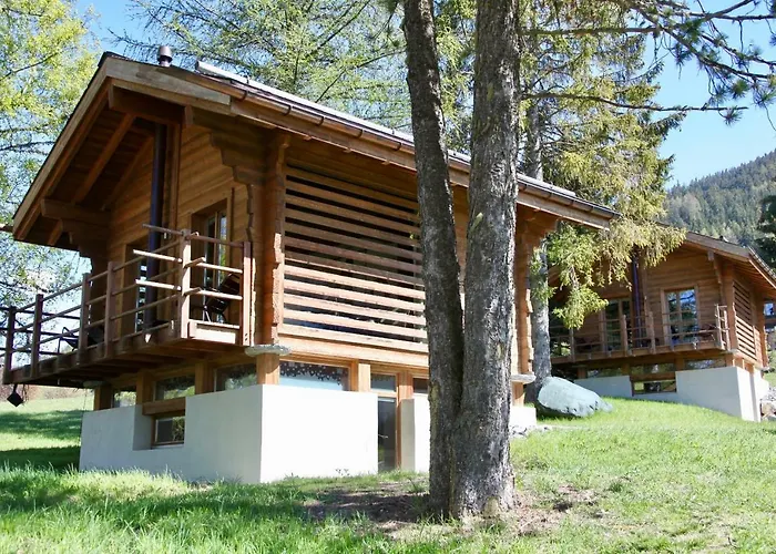 Les Mazots De La Source & 4*